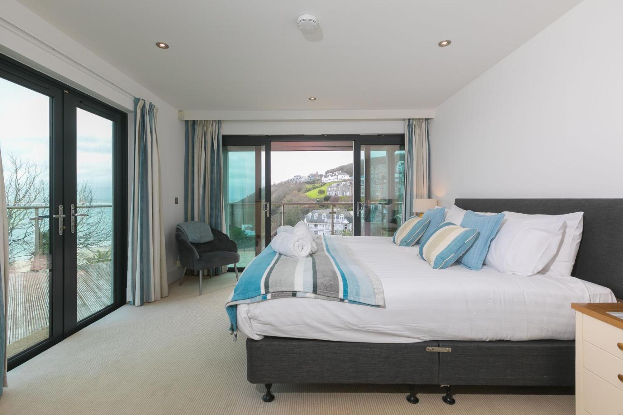 Number One Peninsula Villa St Ives  Exterior photo